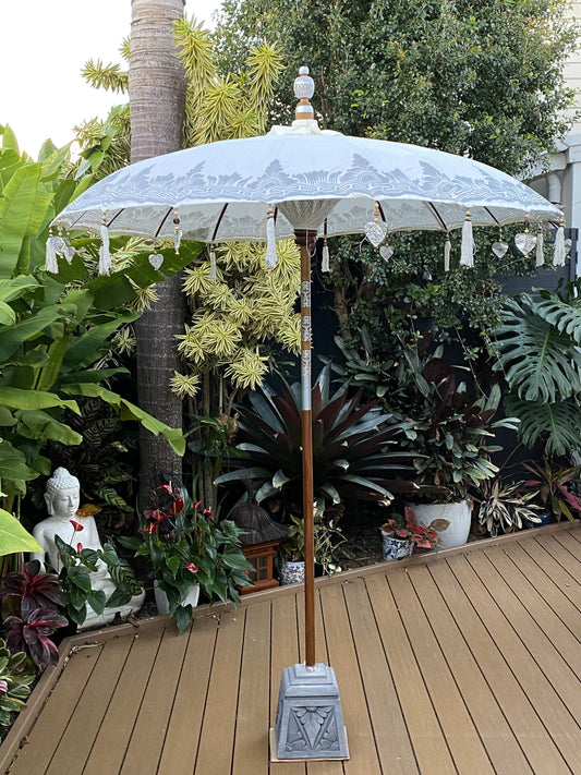 Balinese Umbrella - Off White & Silver - With Pattern ( 2 pc Teak stick)