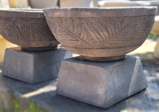 Palm Leaf Bird Bath Bowl and Stand - 47cm