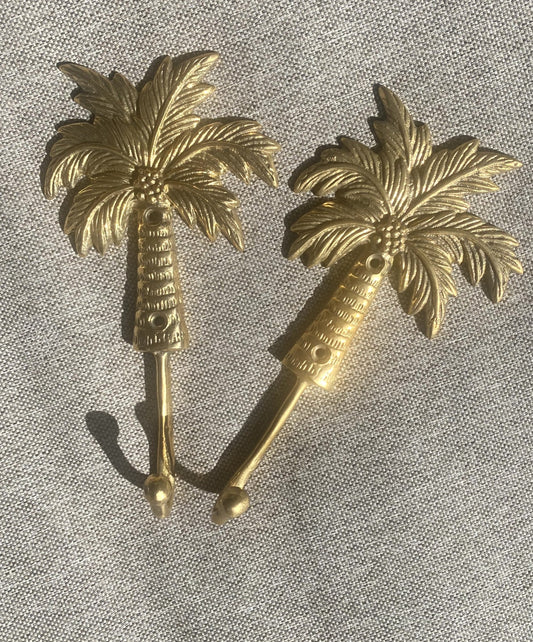 Brass Coconut Palm Hook Large- 17cm