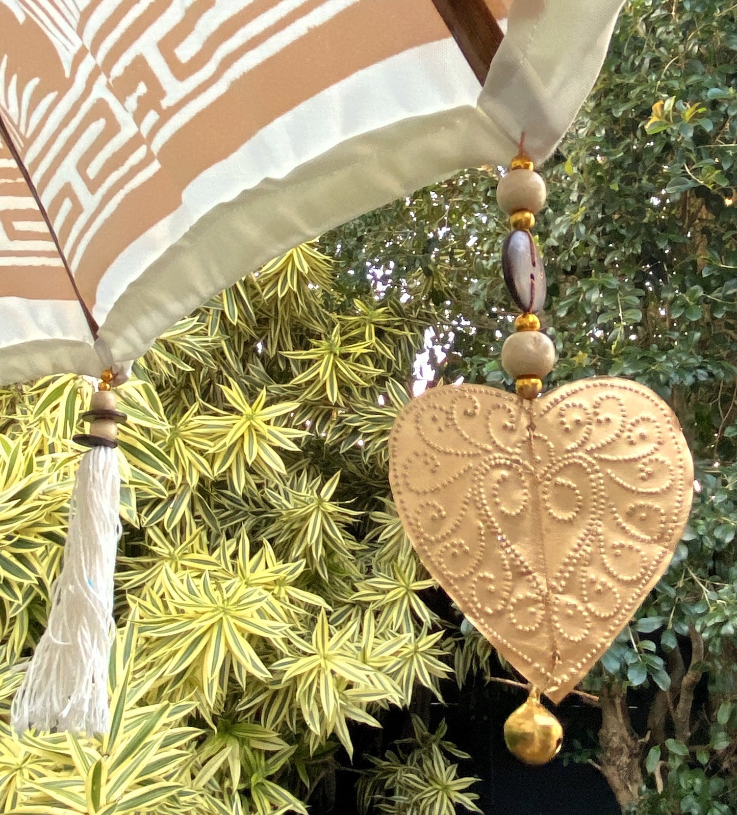 Balinese Umbrella - Off White & Gold - With Pattern     ( 2 pc Teak stick)