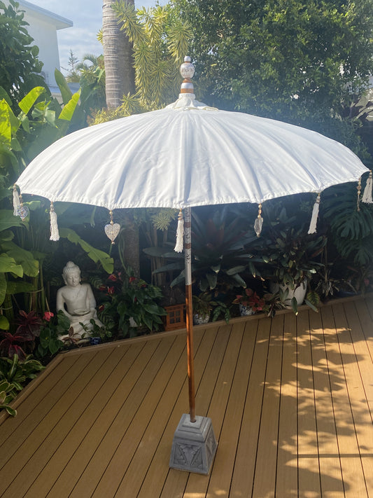 Balinese Umbrella - Off White & Silver     ( 2 pc Durian stick)