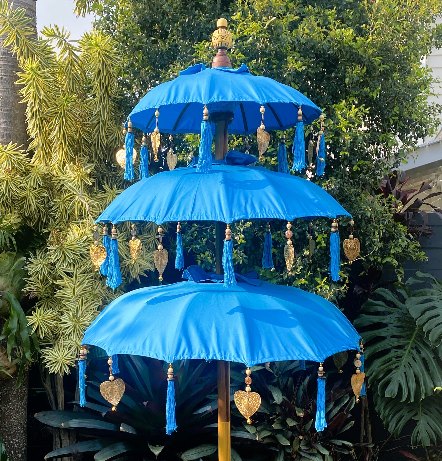 Balinese Umbrella - Turquoise & Gold - Triple     ( 2 pc Teak stick)