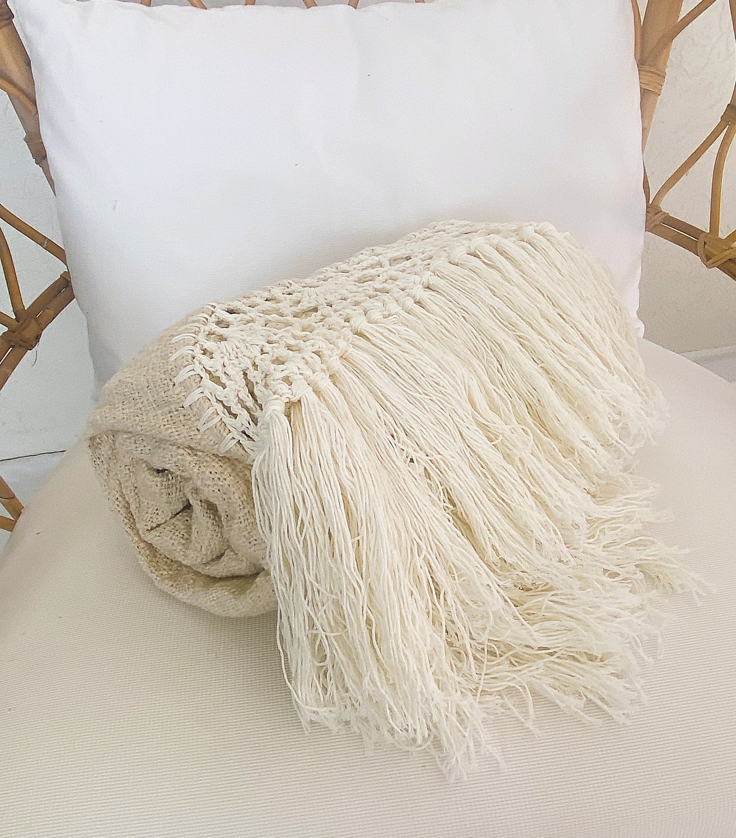 Driftwood - Thick Weave Throw Rug White Crochet Edging