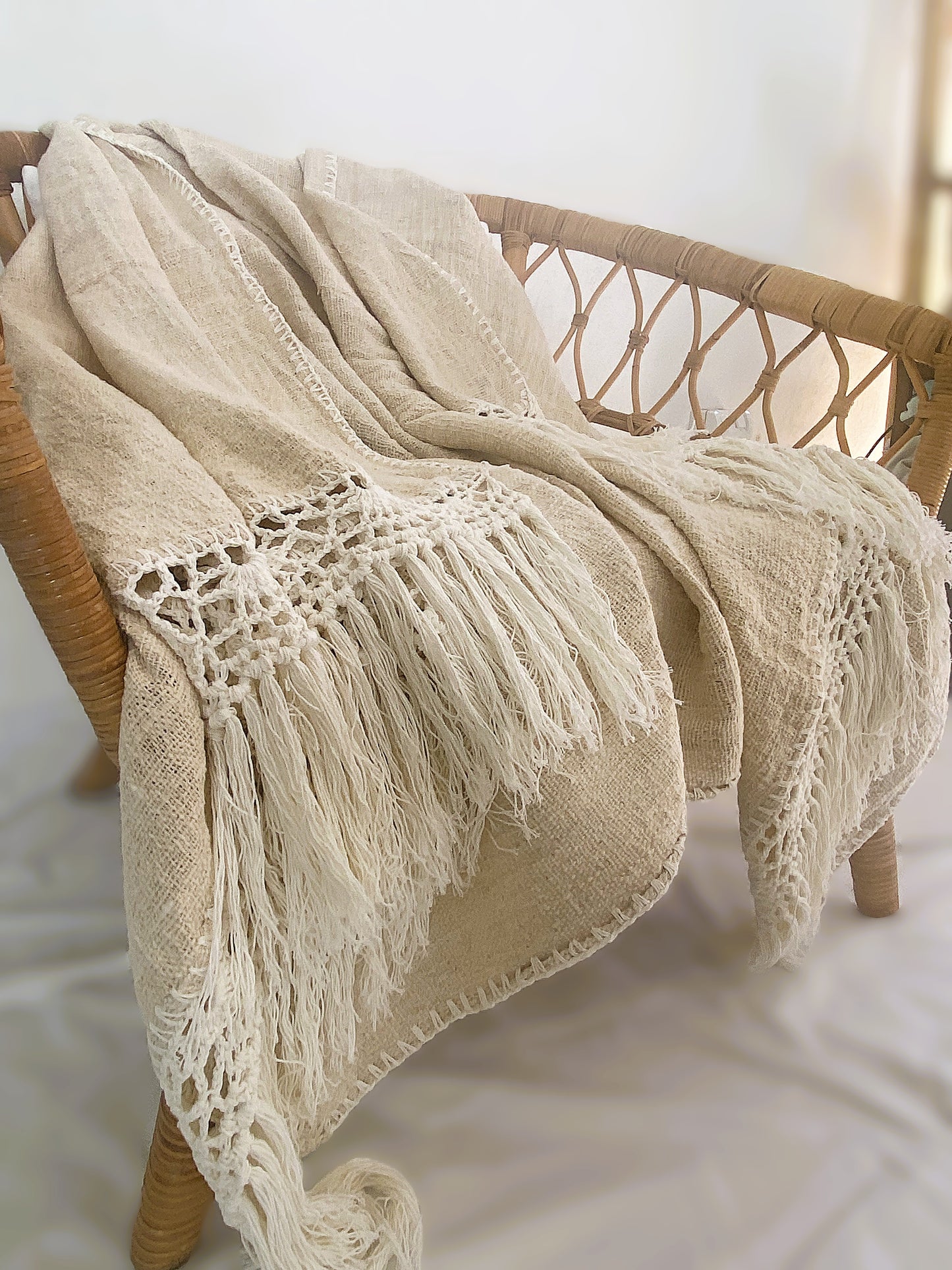 Driftwood - Thick Weave Throw Rug White Crochet Edging