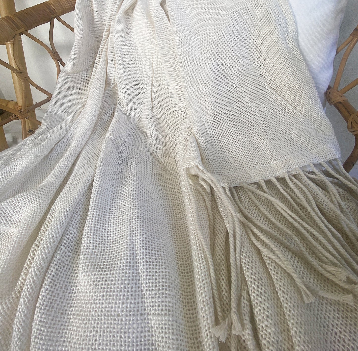 Coastal Cloud Soft Weave Throw - Off White