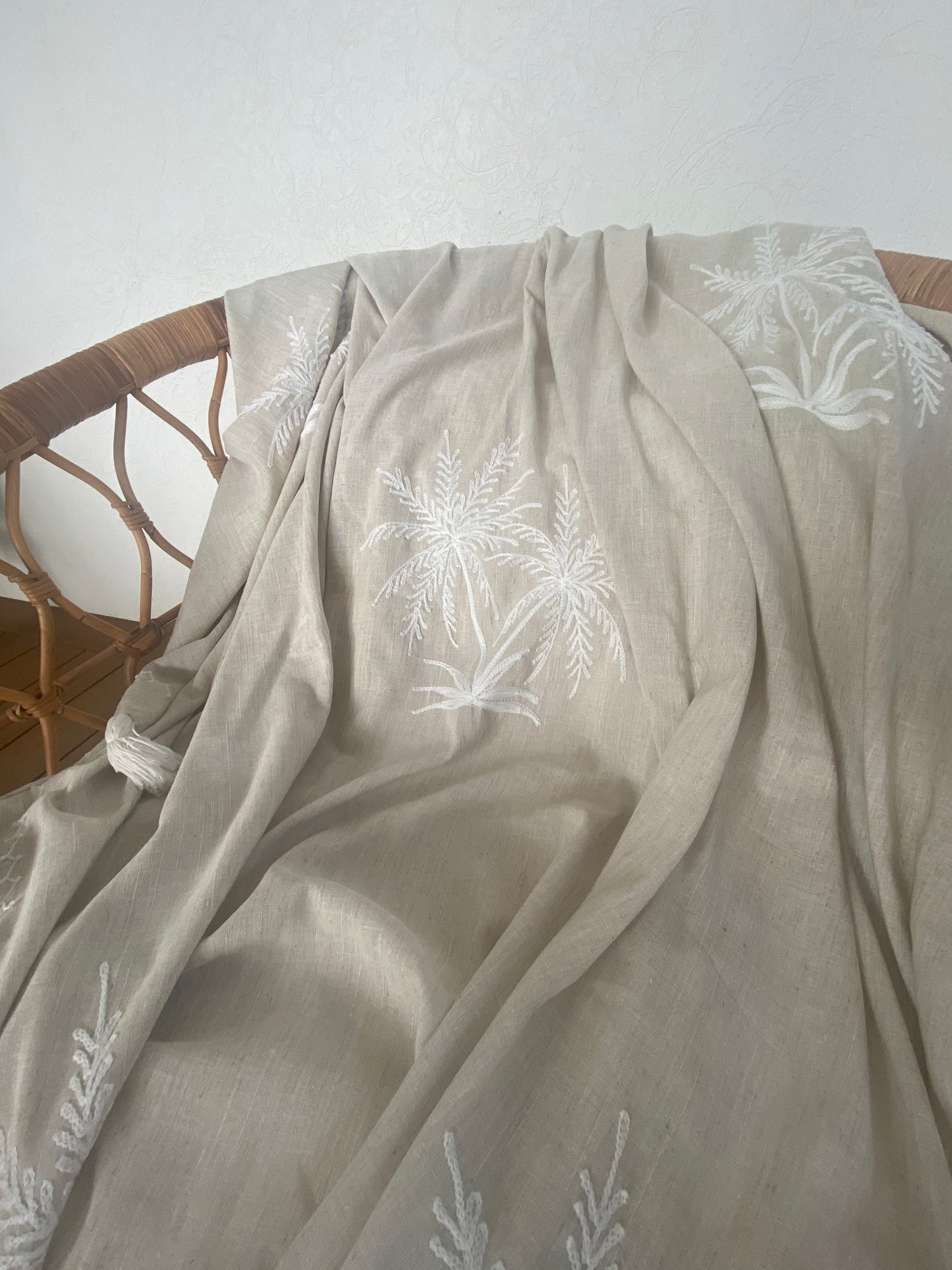 Island Palms - White Embroidered - Natural Cotton Throw Rug